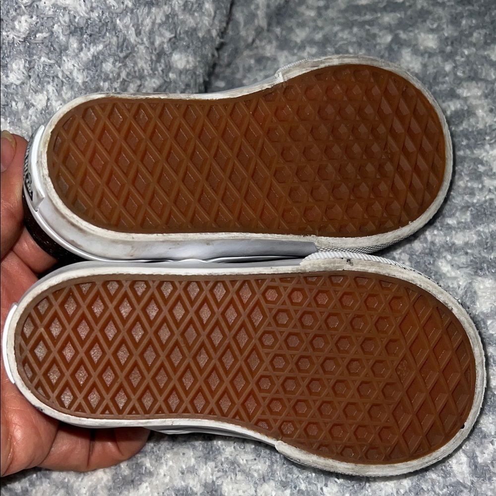 Vans Kids Black Slip-On Shoes Size 4.5 - Picture 8 of 8
